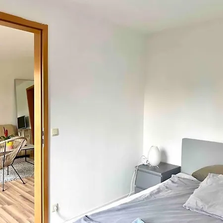 Lägenhet Ber, Quiet, Green, View, Near Terminal, Berlin Parking Schönefeld