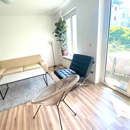 Ber, Quiet, Green, View, Near Terminal, Berlin Parking *