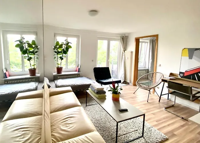 Ber, Quiet, Green, View, Near Terminal, Berlin Parking Daire