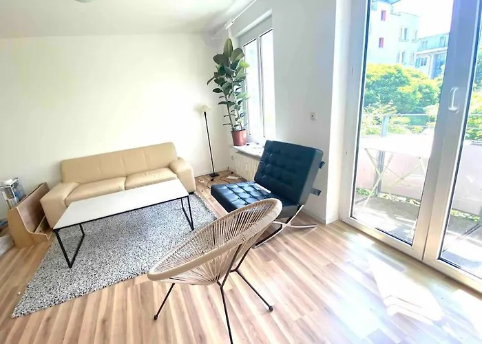 Ber, Quiet, Green, View, Near Terminal, Berlin Parking *